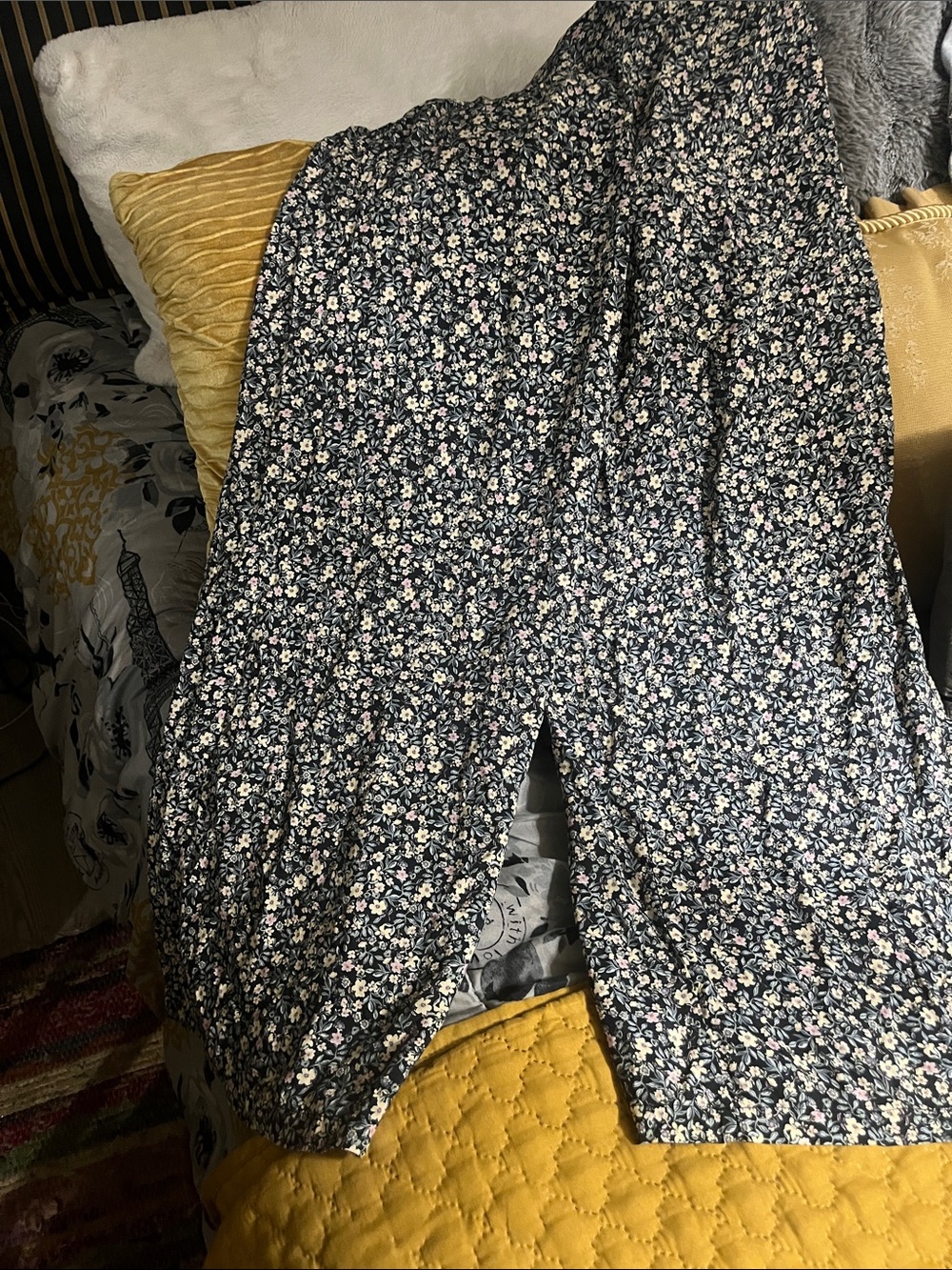 Wide-Leg Floral Pants in Navy and Cream